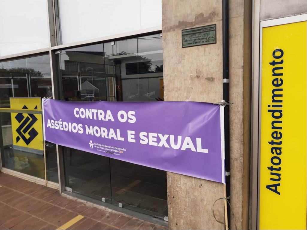 Protesto do Sindicato contra o assédio sexual no Banco do Brasil
