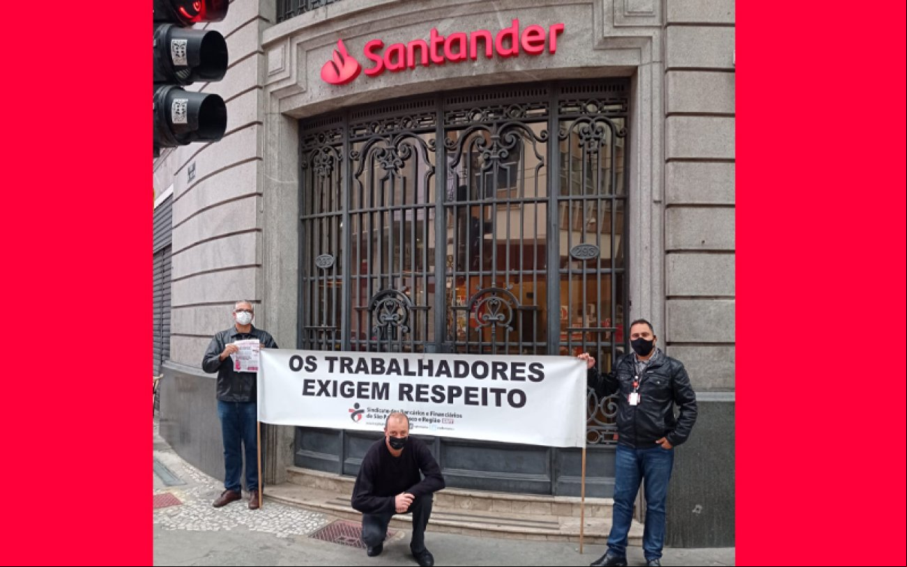 Sindicato protesta no QI contra proibição de o de dirigentes (foto: Seeb-SP) Ato do Sindicato em frente ao QI do Santander