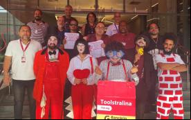 Imagem mostra protesto do Sindicato contra a reestruturação no Bradesco